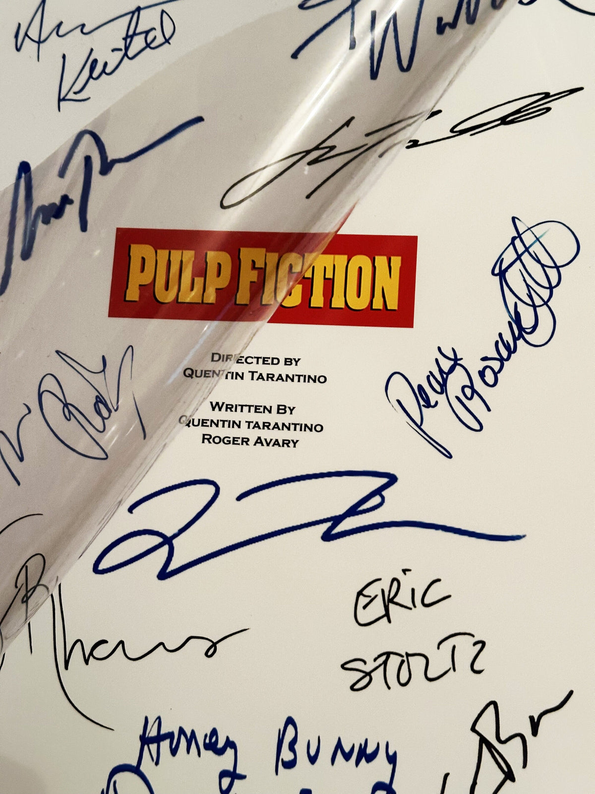 PULP FICTION Movie Script, With Printed Cast Signatures, Autographs