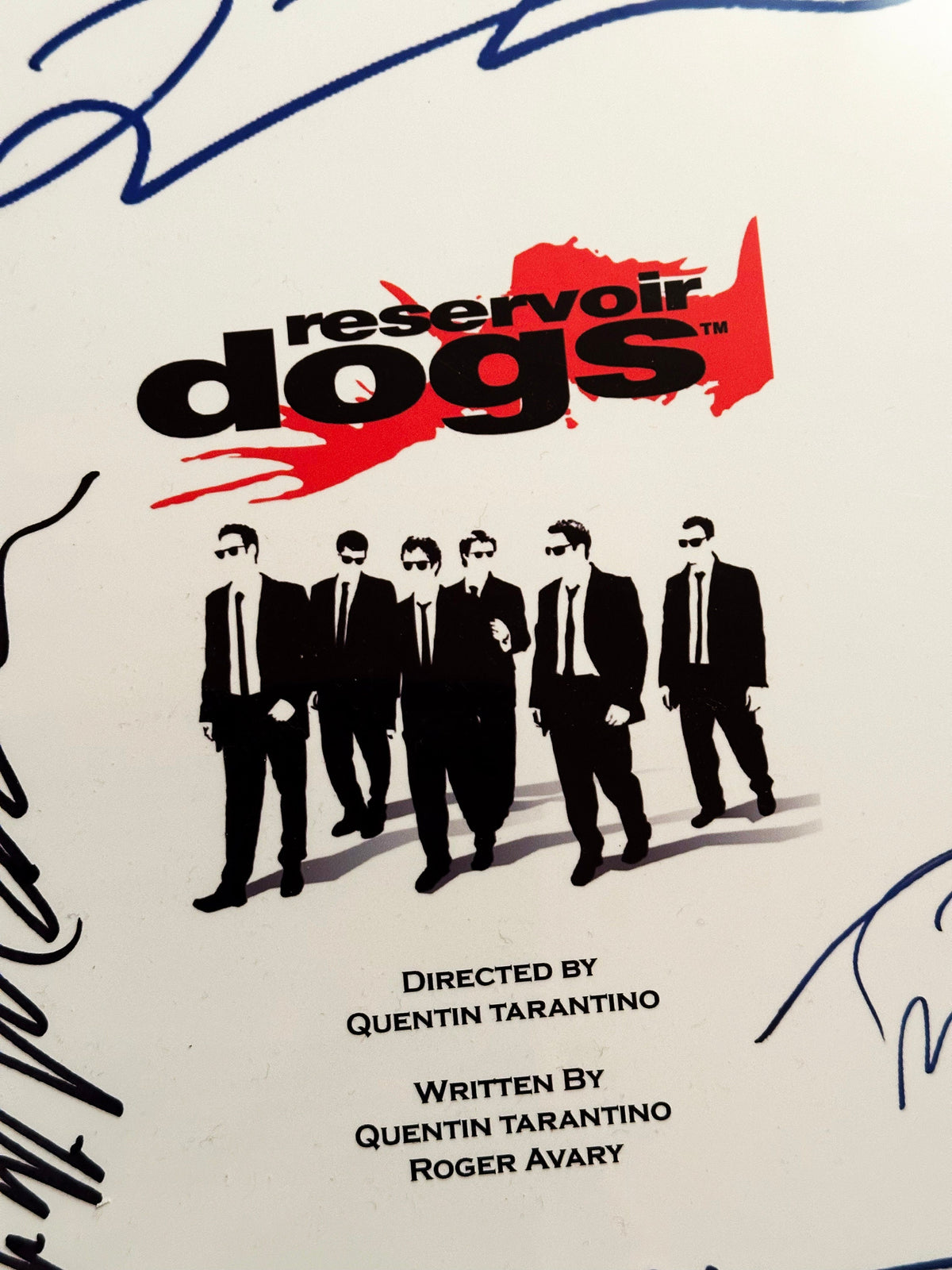 RESERVOIR DOGS Signed Movie Script, With Printed Cast Signatures, Autographs