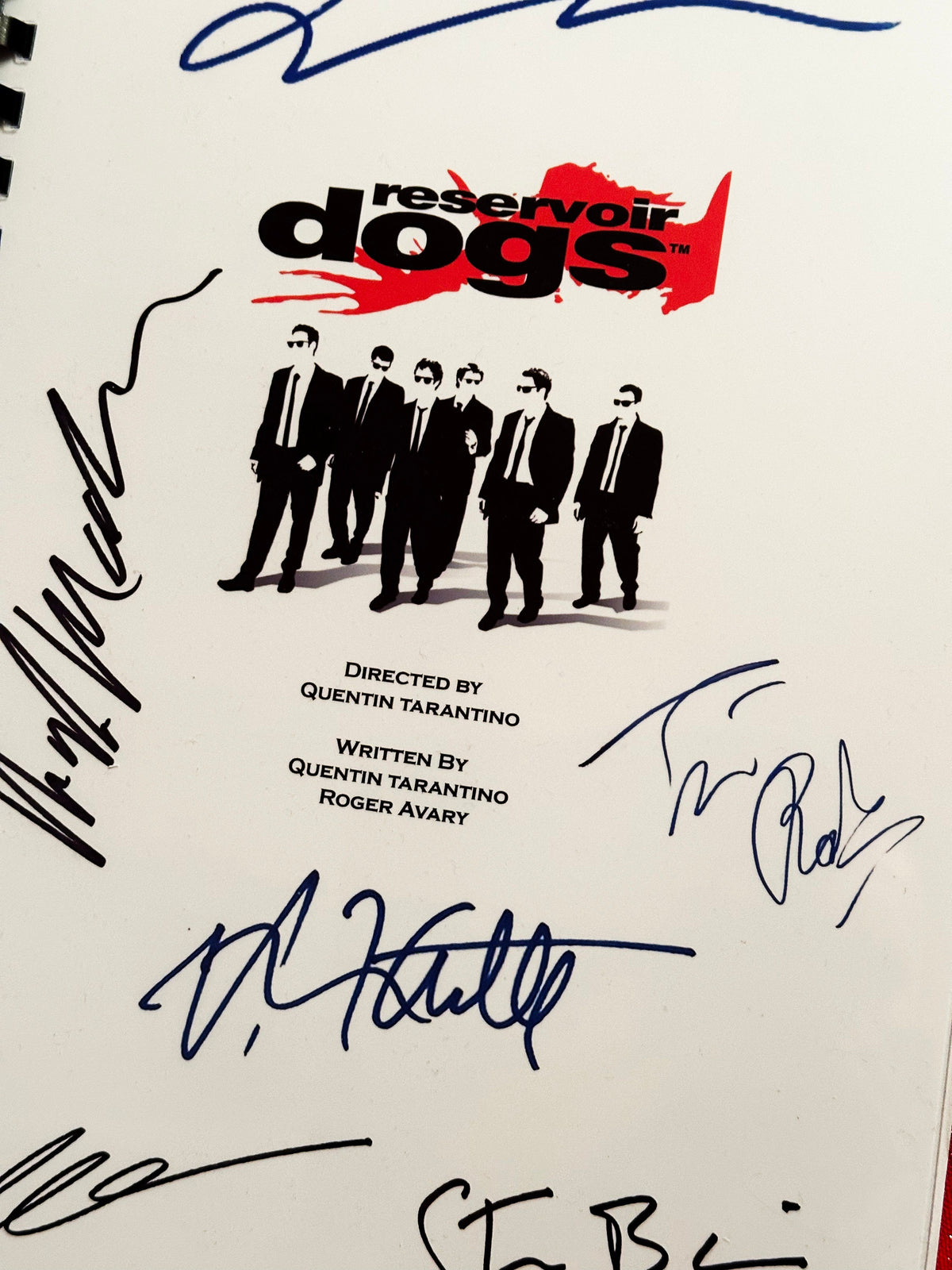 RESERVOIR DOGS Signed Movie Script, With Printed Cast Signatures, Autographs