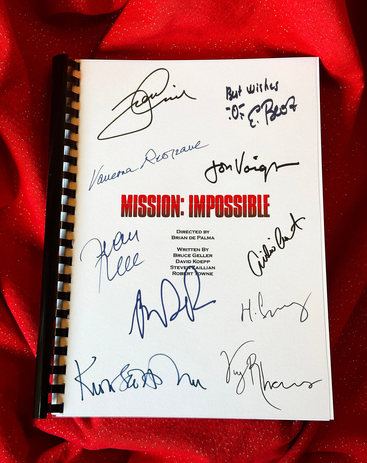 M IMPOSSIBLE Signed Movie Script, With Printed Cast Signatures, Autographs