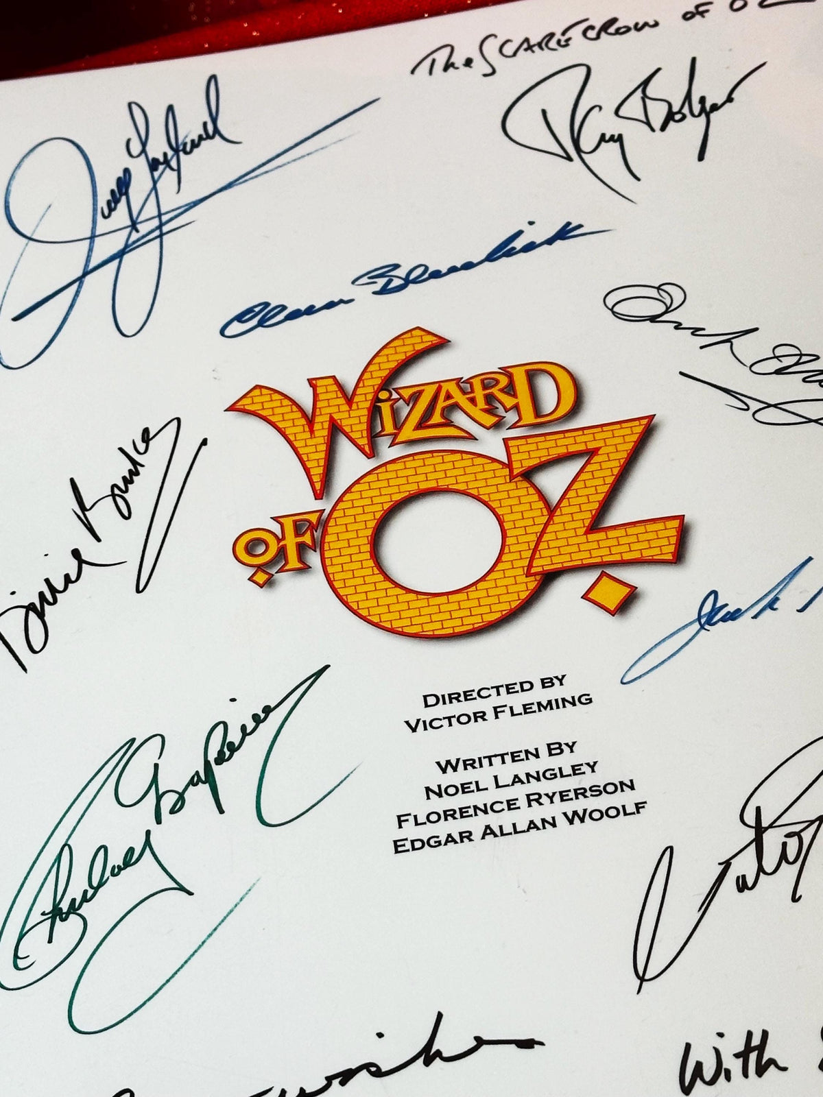 WIZARD OF OZ Movie Script, With Printed Cast Signatures, Autographs