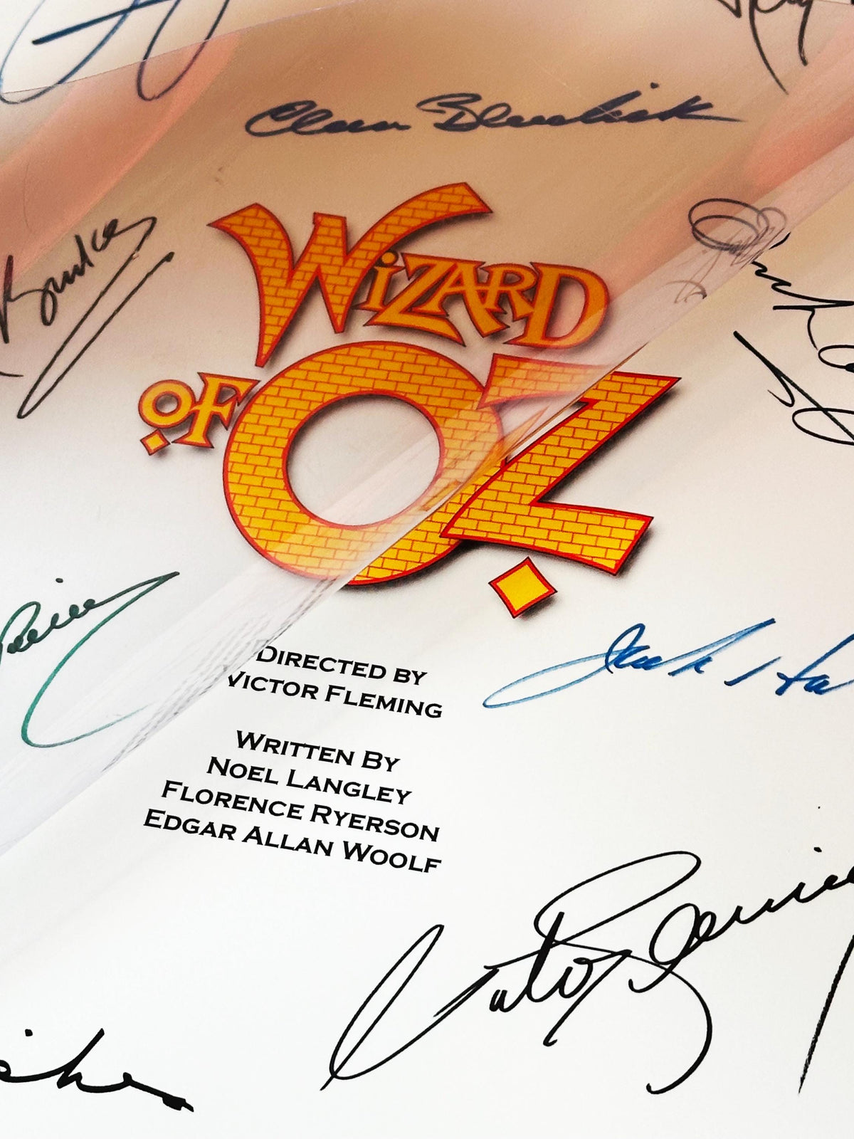 WIZARD OF OZ Movie Script, With Printed Cast Signatures, Autographs