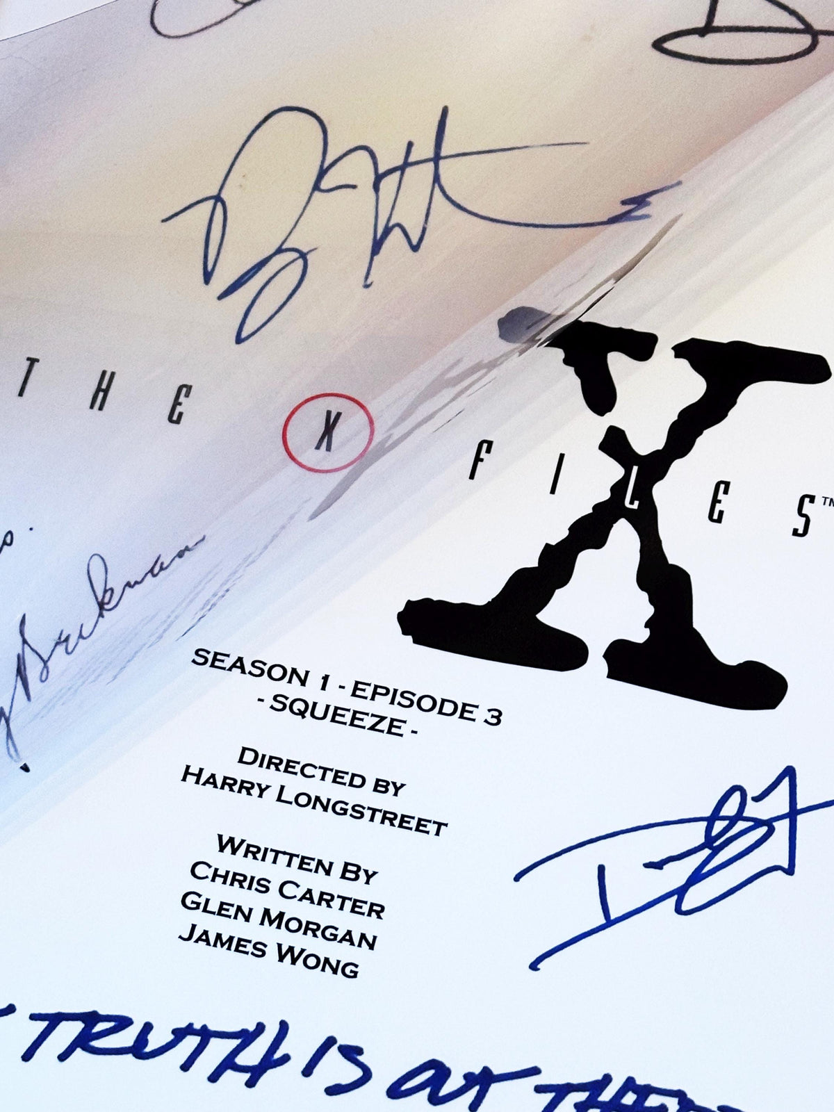 X FILES Script, With Printed Cast Signatures, Autographs