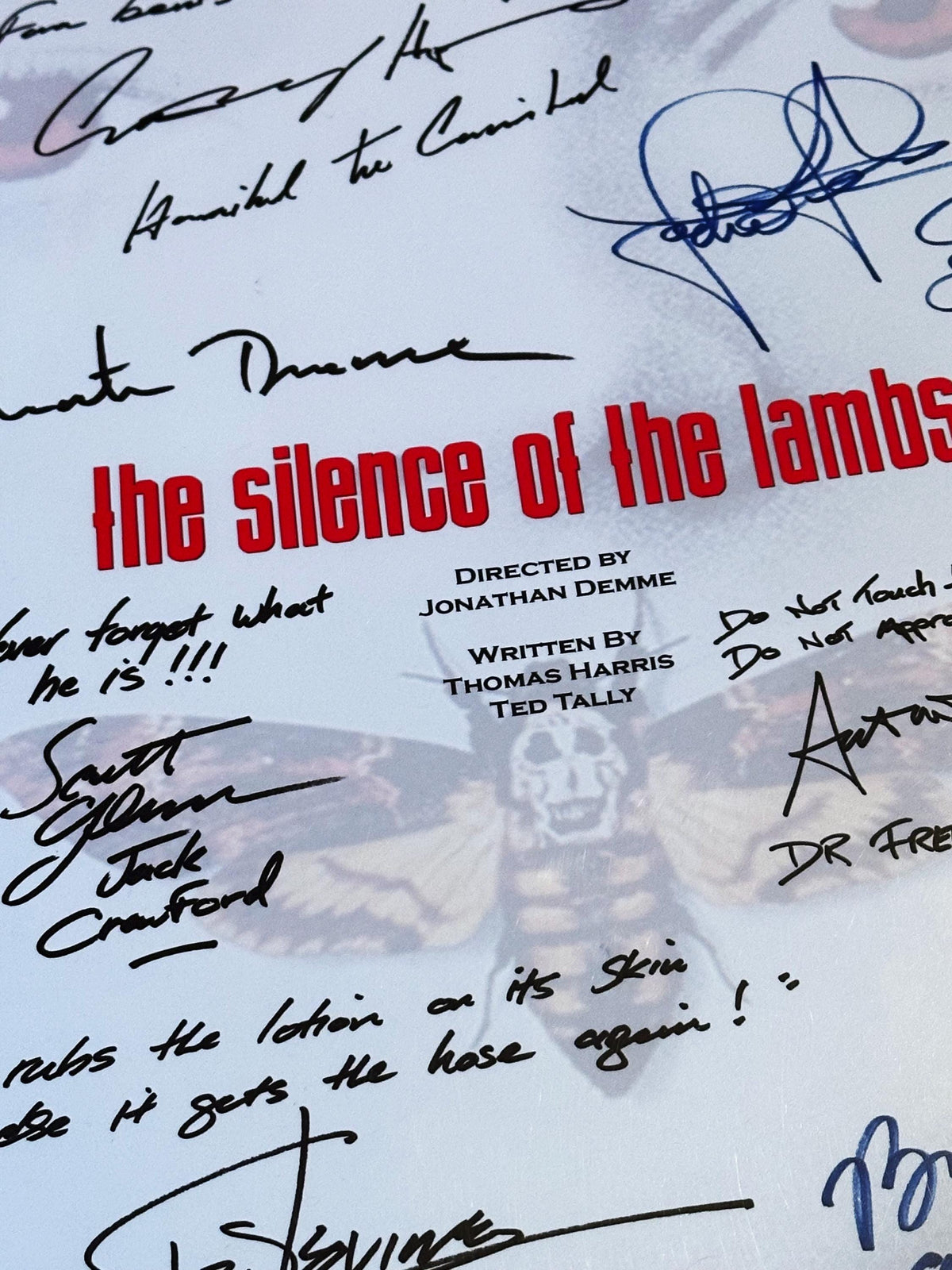 SILENCE Of The LAMBS  Movie Script, With Printed Cast Signatures, Autographs