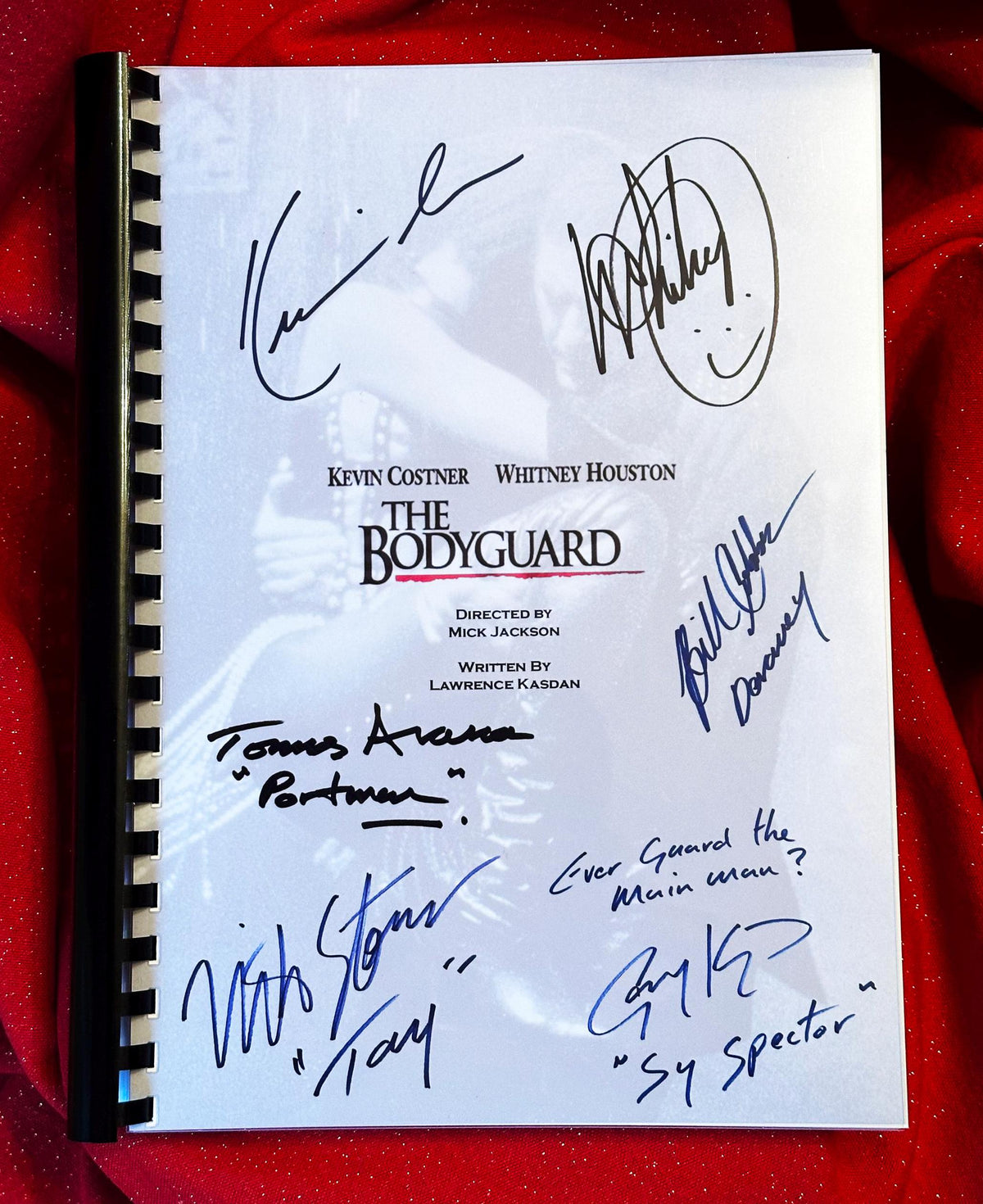 THE BODYGUARD Signed Movie Script, With Printed Cast Signatures, Autographs
