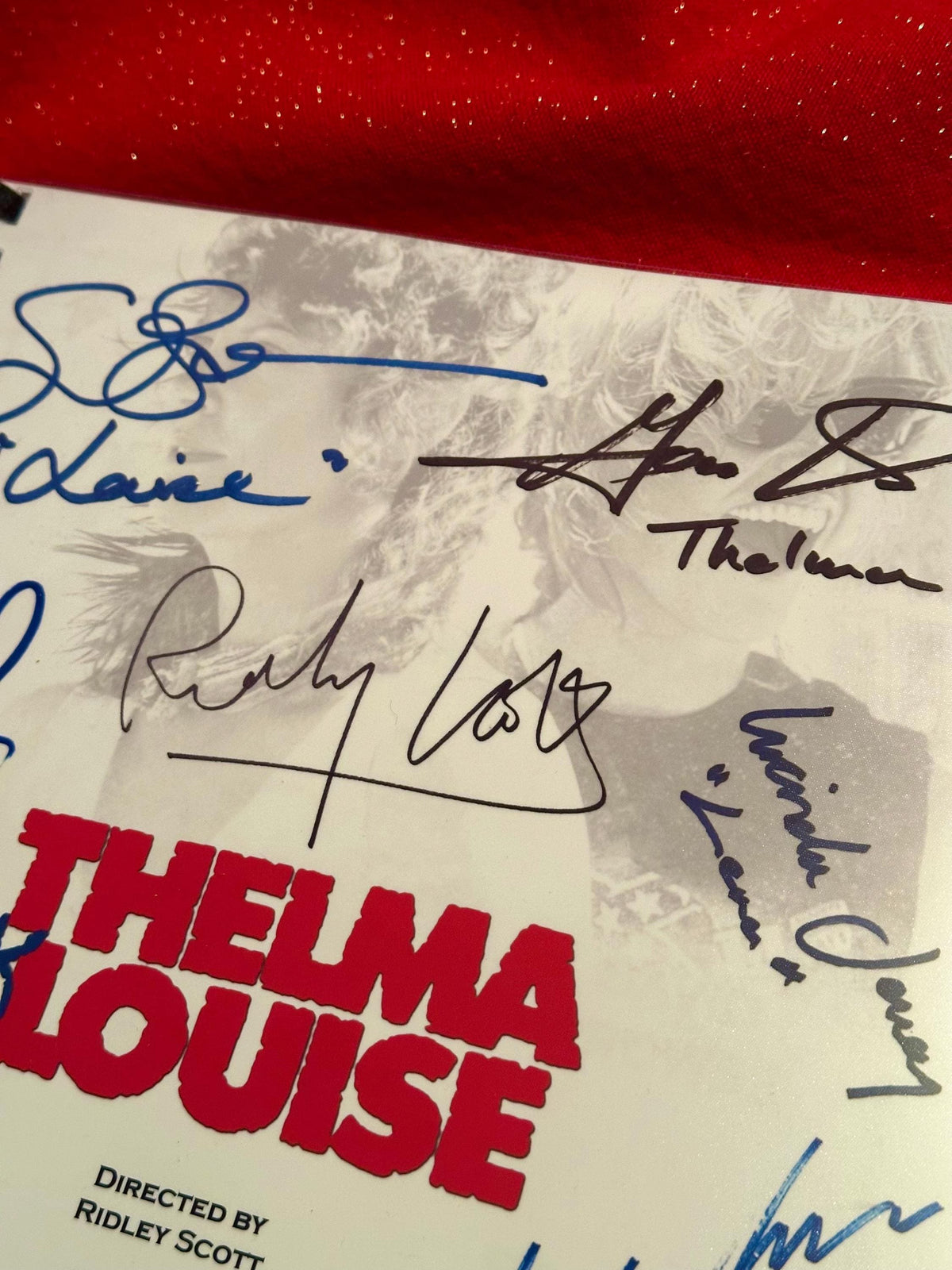 THELMA, LOUISE,  Movie Script, With Printed Cast Signatures, Autographs