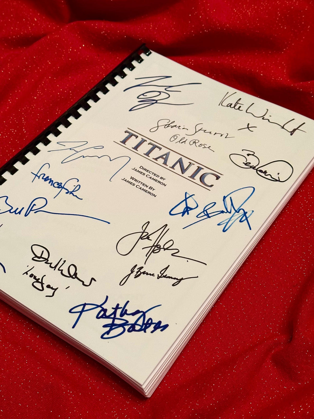 TITANIC Movie Script, With Printed Cast Signatures, Autographs