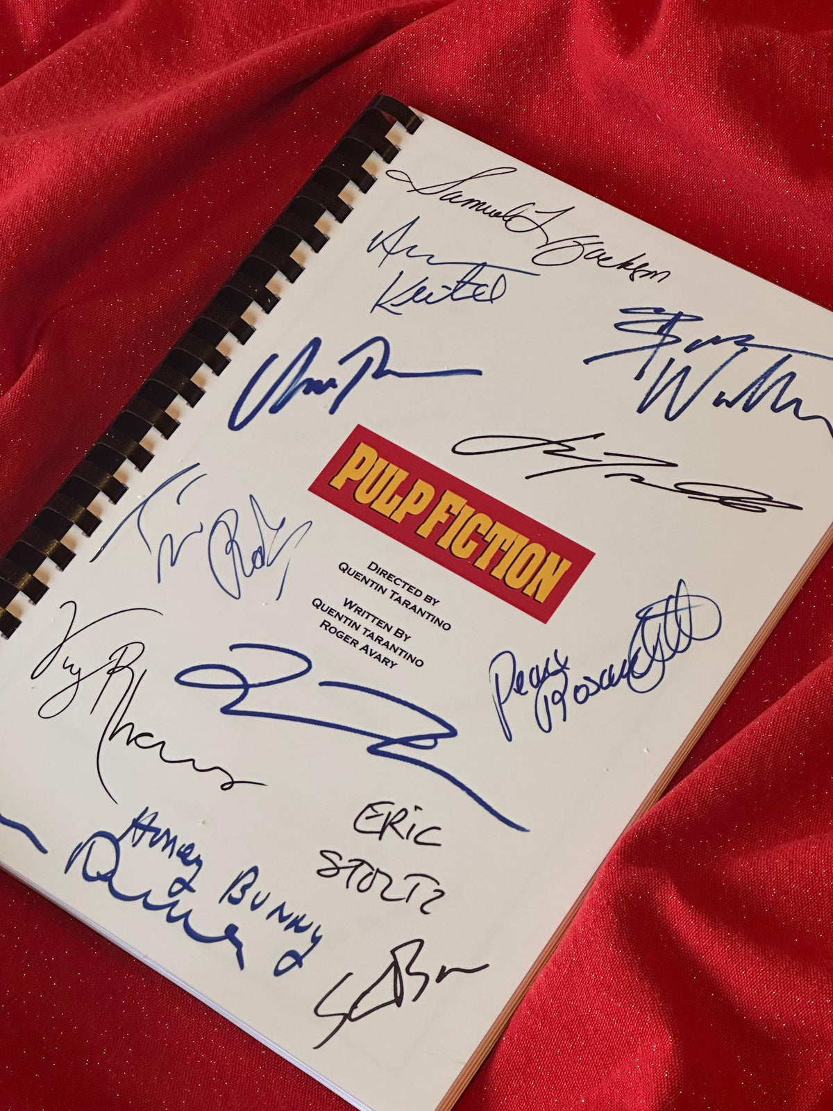 PULP FICTION Movie Script, With Printed Cast Signatures, Autographs
