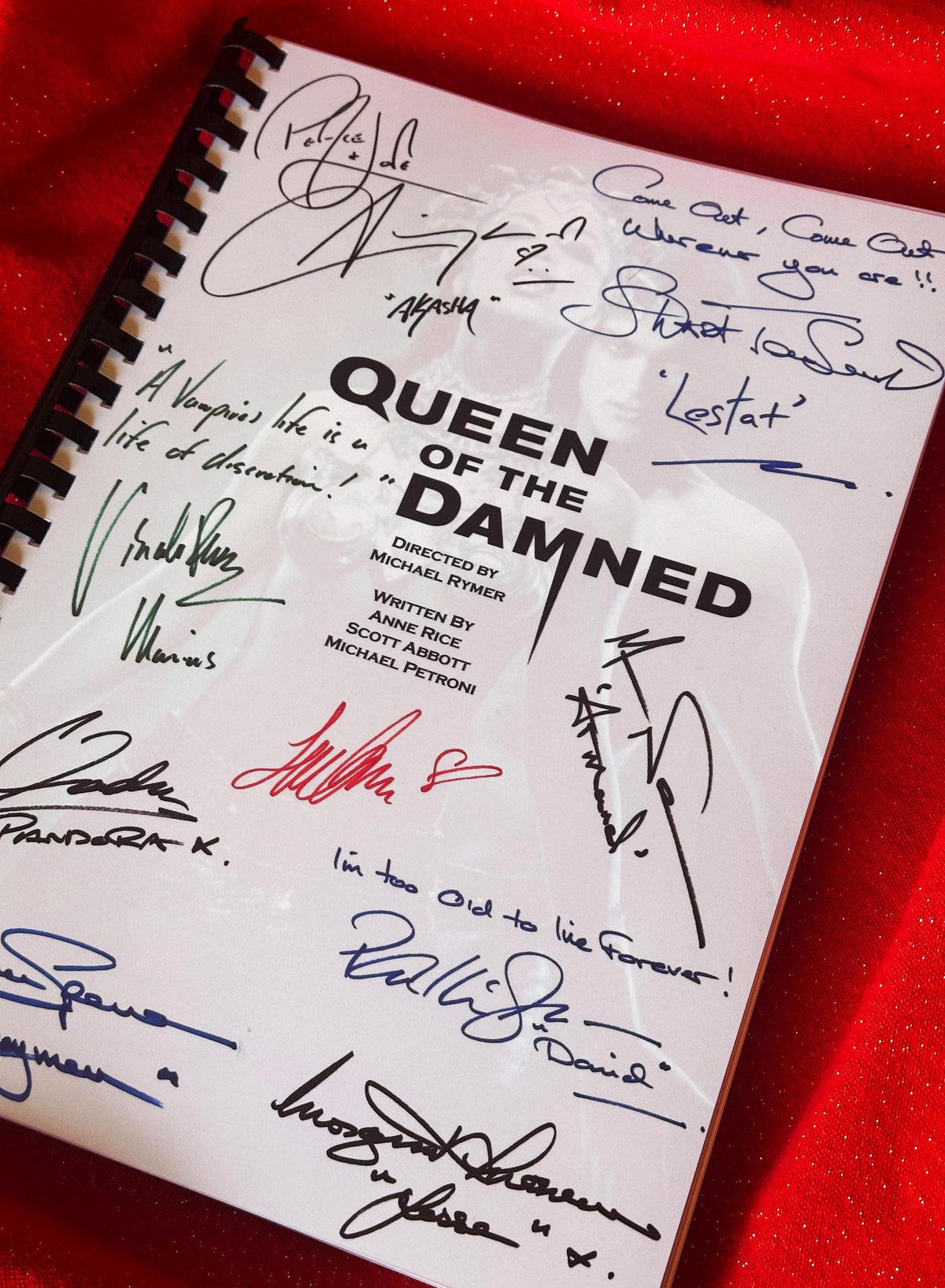 QUEEN, Of The, DAMNED Movie Script, Early Draft, NOT Final Draft, With Printed Cast Signatures, Autographs