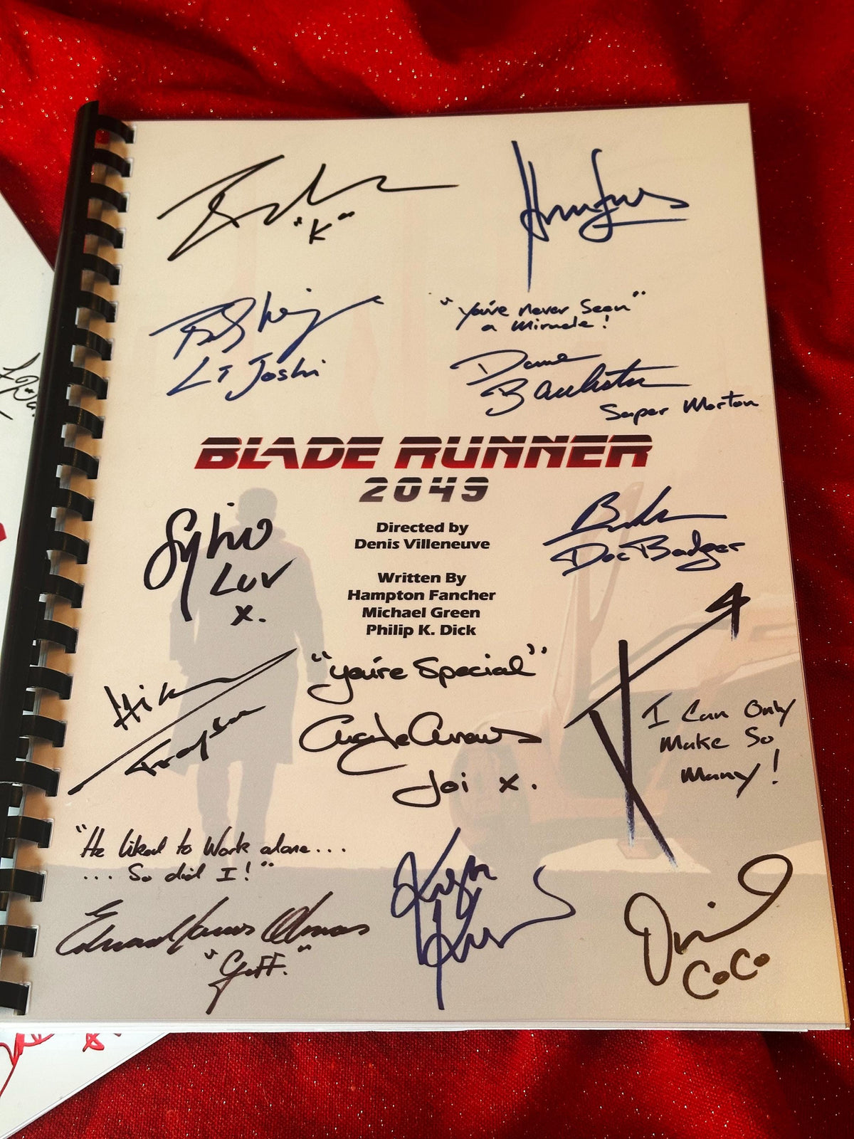 BLADE, RUNNER, 1 & 2 Movie Script Collection, With Printed Cast Signatures, Autographs