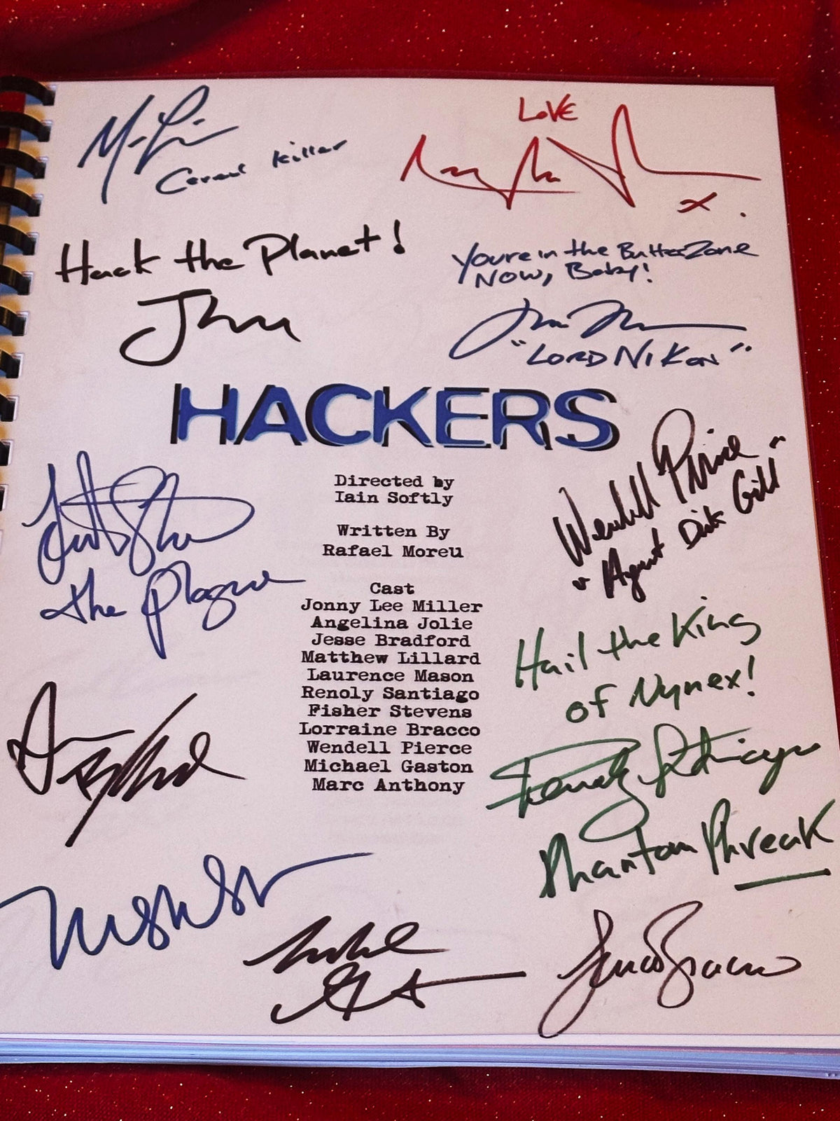 HACKERS, Movie Script, With Printed Cast Signatures, Autographs