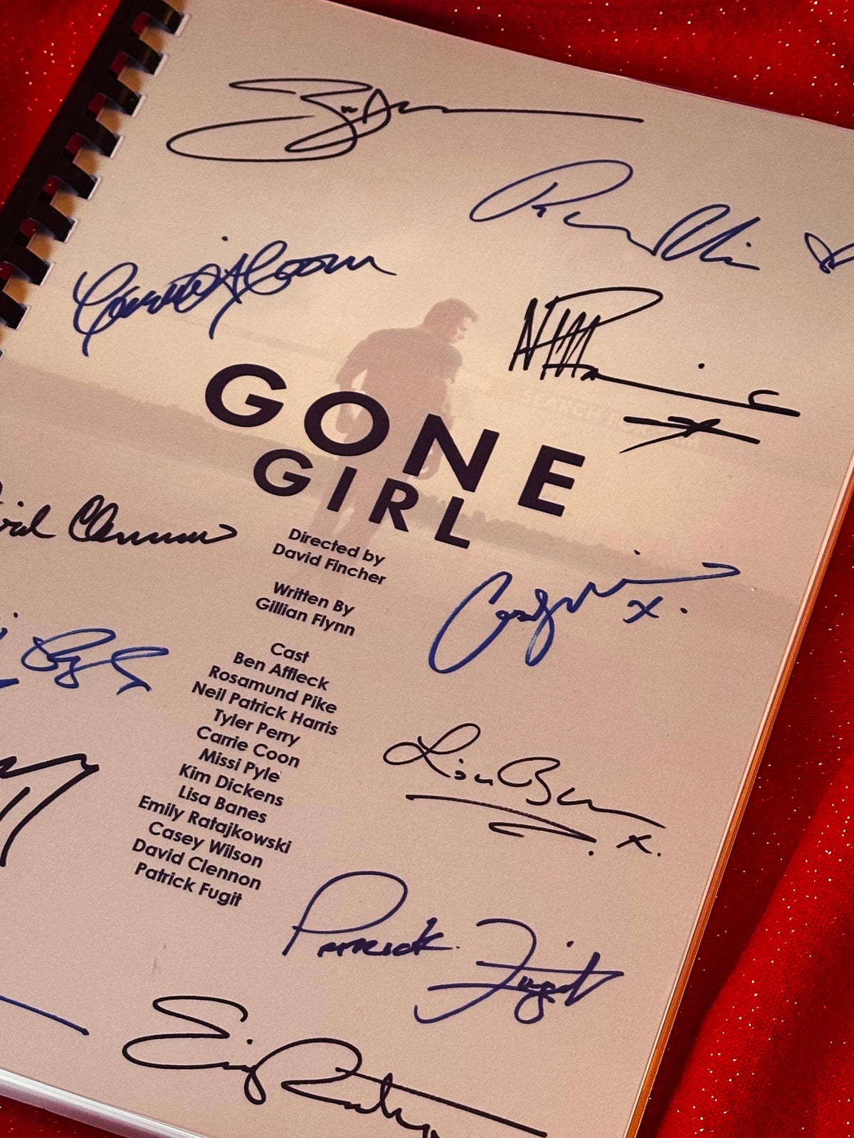 GONE GIRL Signed Movie Script, With Printed Cast Signatures, Autographs