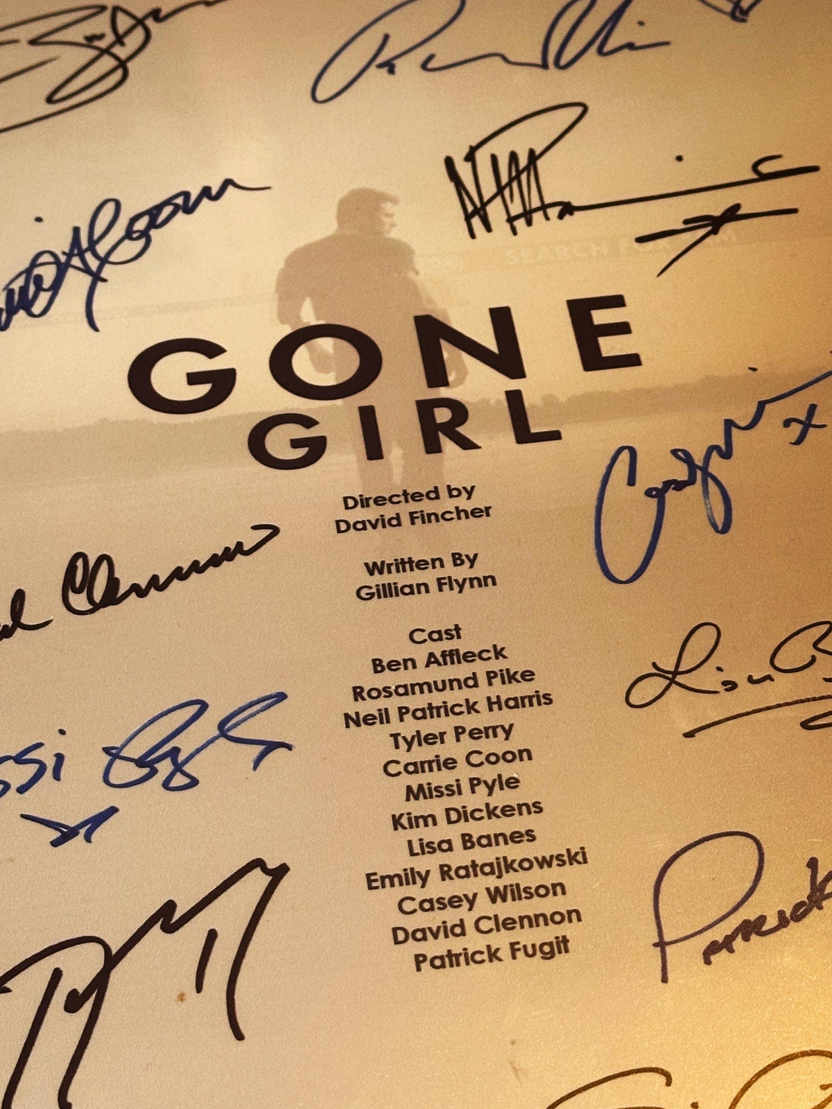 GONE GIRL Signed Movie Script, With Printed Cast Signatures, Autographs