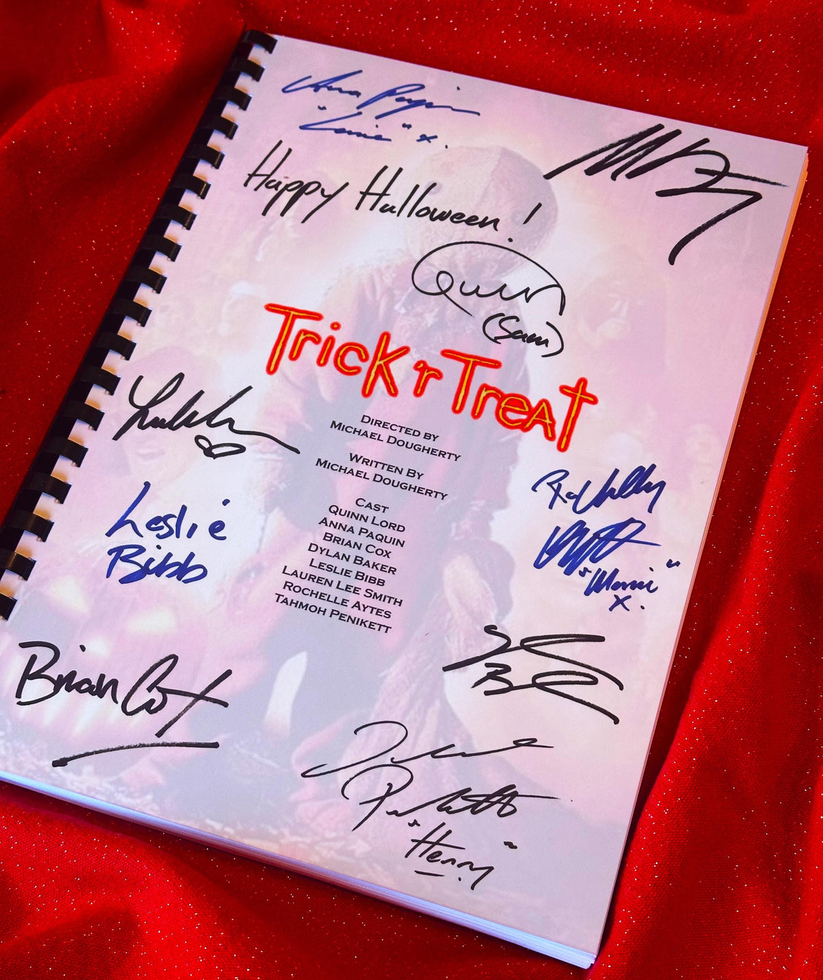 TRICK 'R TREAT Movie Script, With Printed Cast Signatures, Autographs