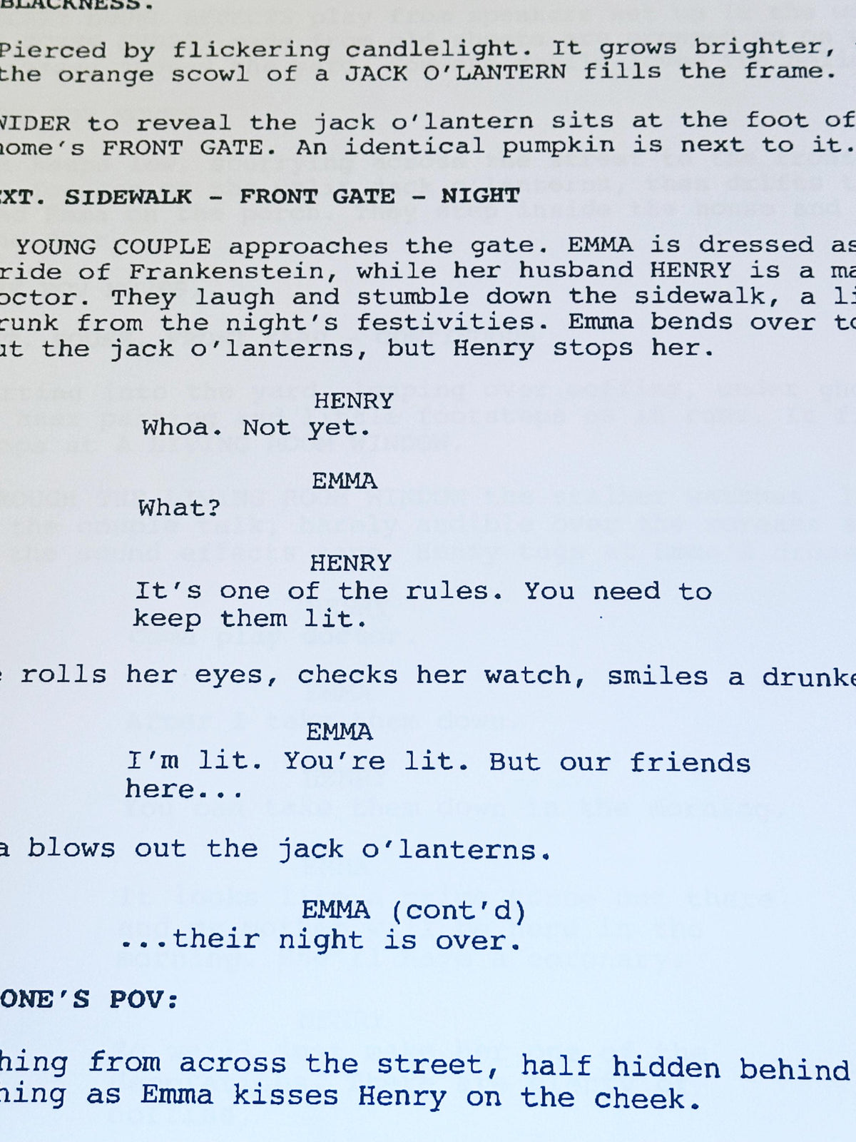 TRICK 'R TREAT Movie Script, With Printed Cast Signatures, Autographs