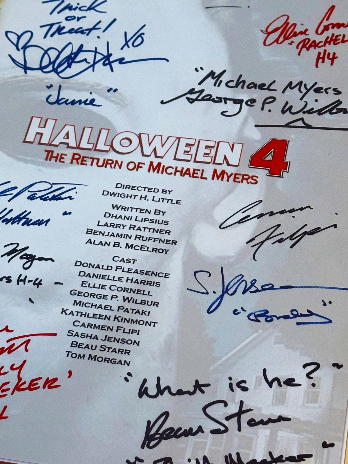 HALLOWEEN 4 Movie Script, With Printed Cast Signatures, Autographs