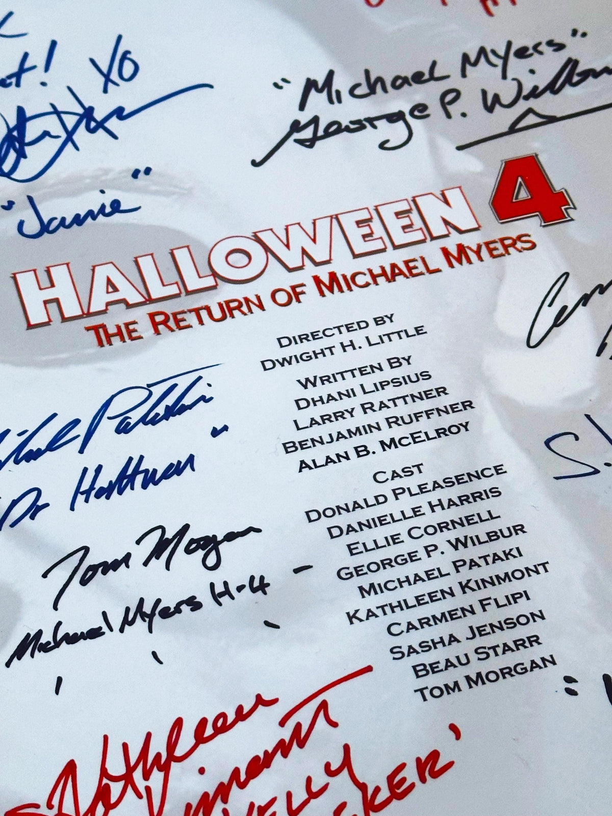 HALLOWEEN 4 Movie Script, With Printed Cast Signatures, Autographs